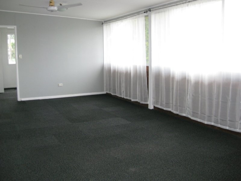 36 Briggs Road, Raceview QLD 4305