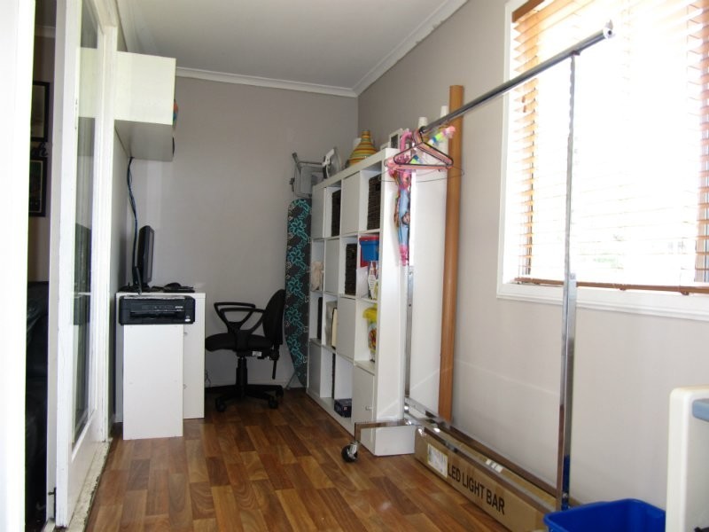 18 Petaine Street, Raceview QLD 4305