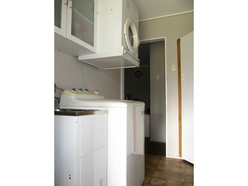 18 Petaine Street, Raceview QLD 4305