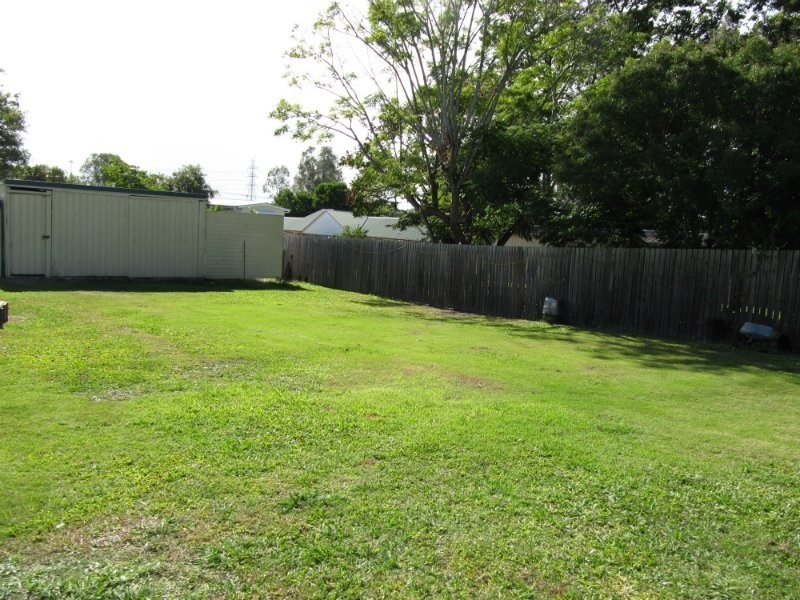 18 Petaine Street, Raceview QLD 4305