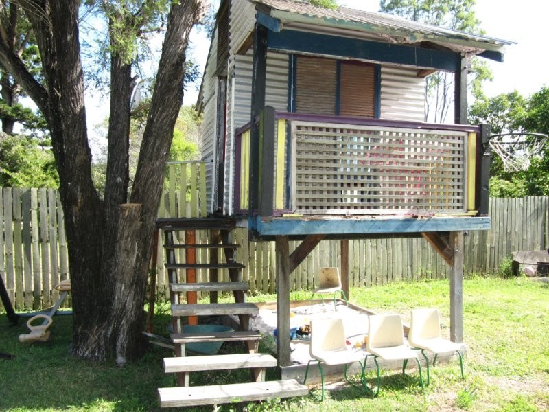 18 Petaine Street, Raceview QLD 4305