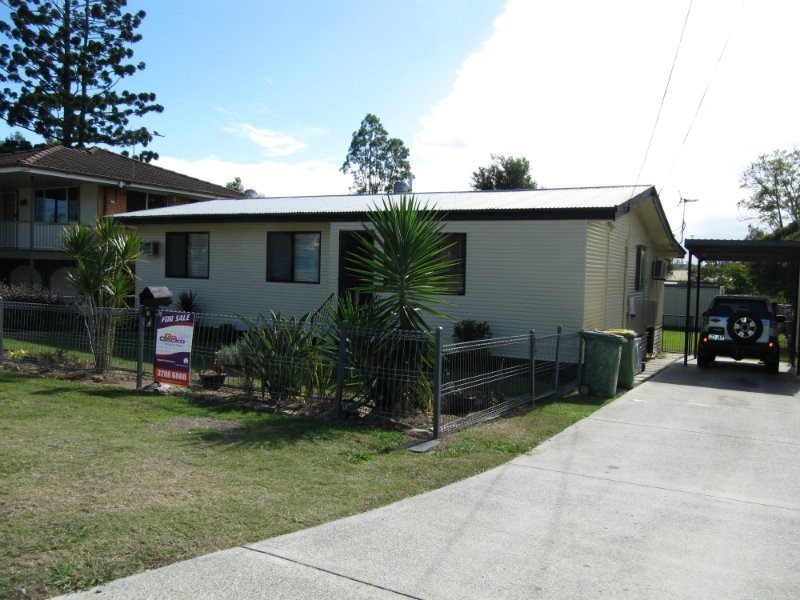 18 Petaine Street, Raceview QLD 4305