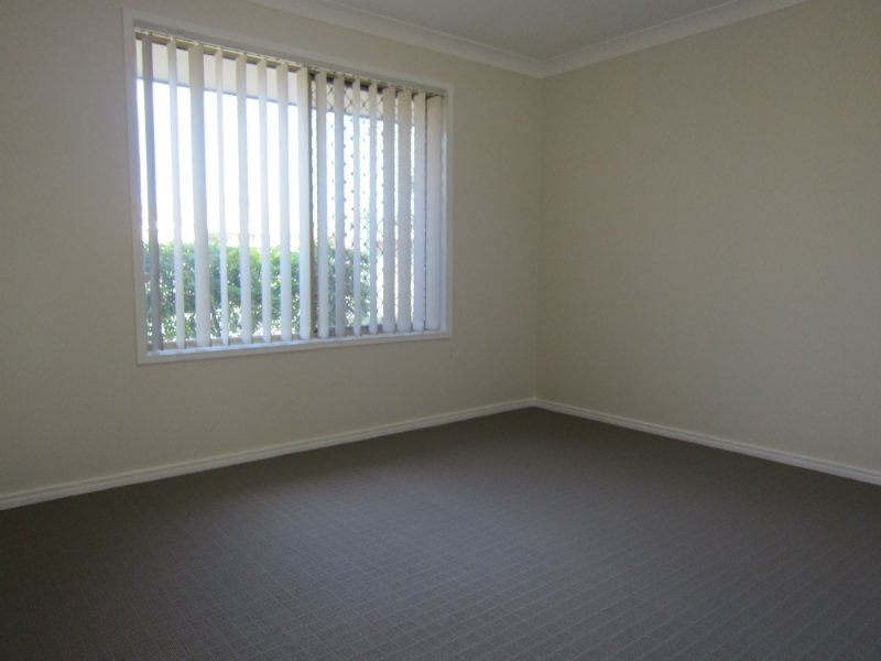 58 David Street, North Booval QLD 4304