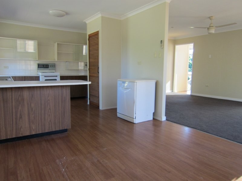 40 Creek Street, Bundamba QLD 4304