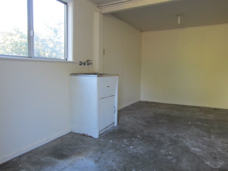 40 Creek Street, Bundamba QLD 4304