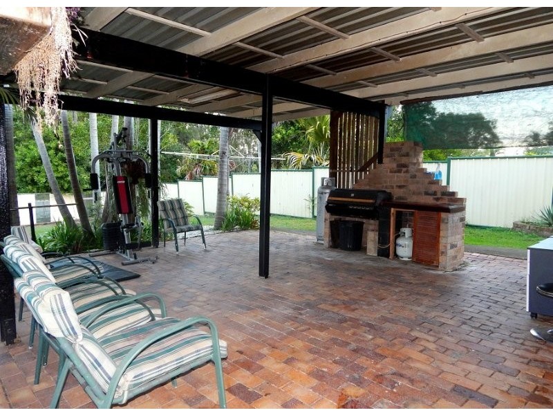 31 Boundary Street, Moores Pocket QLD 4305