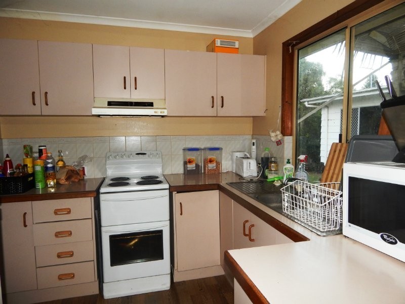 31 Boundary Street, Moores Pocket QLD 4305