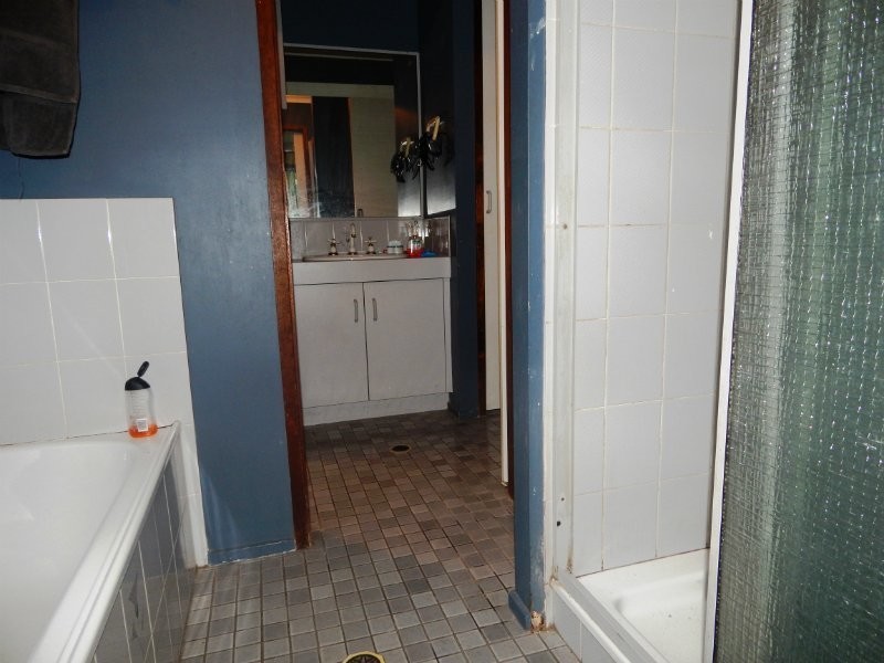 31 Boundary Street, Moores Pocket QLD 4305