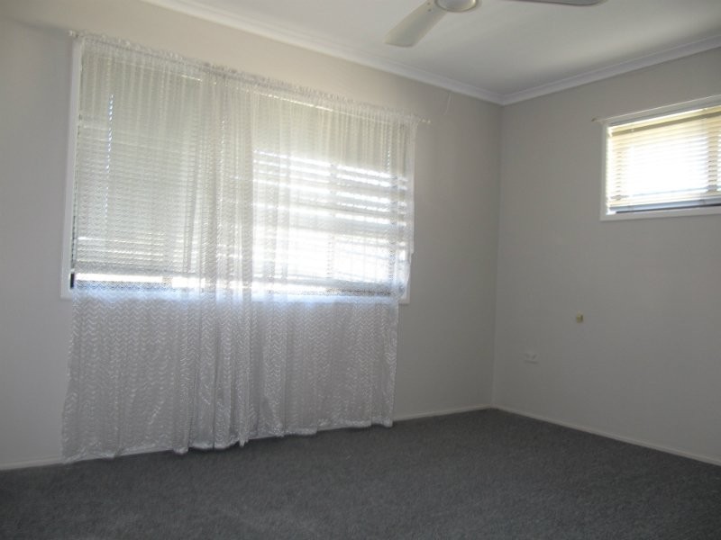 19 Briggs Road, Ipswich QLD 4305