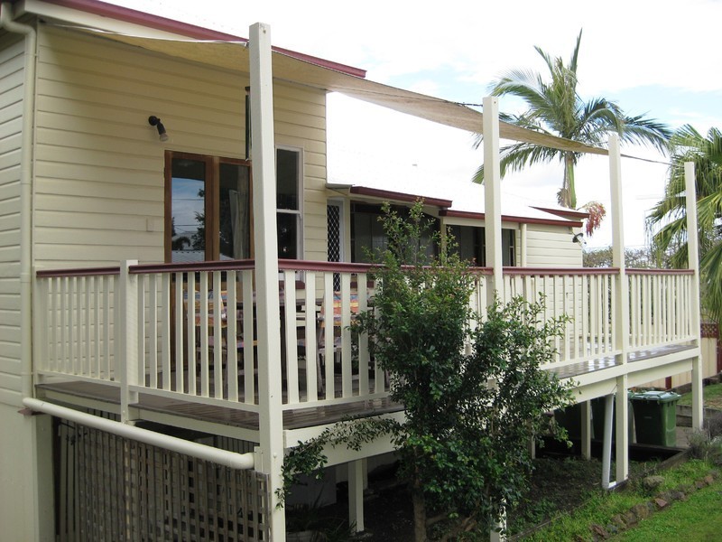 125 Glebe Road, Silkstone QLD 4304