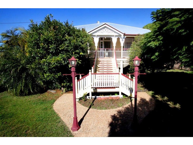 125 Glebe Road, Silkstone QLD 4304