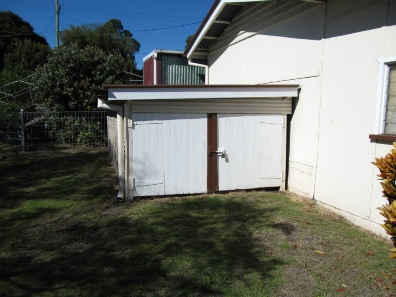3 Barry Street, East Ipswich QLD 4305