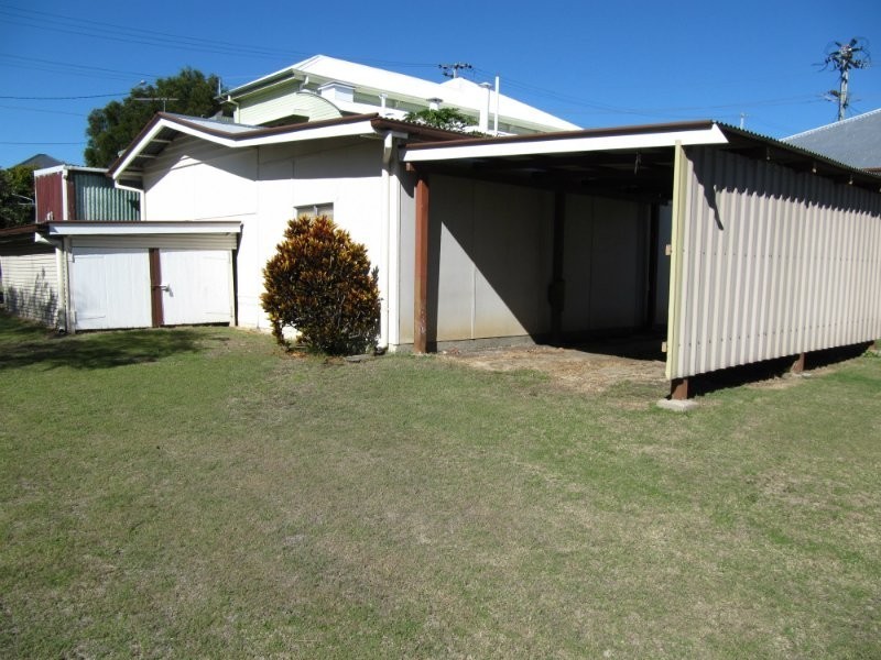 3 Barry Street, East Ipswich QLD 4305