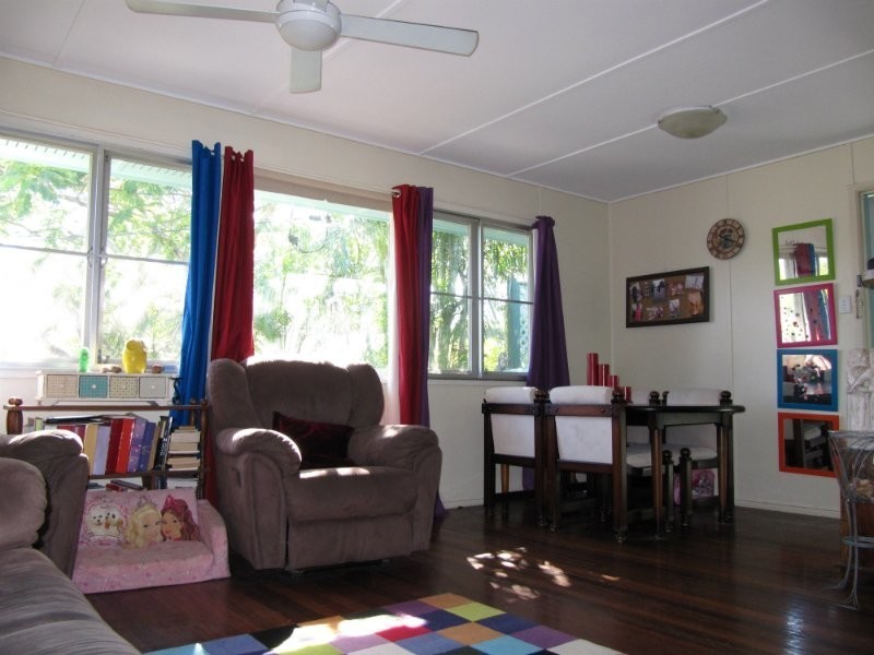 4 Coverack Street, Leichhardt QLD 4305