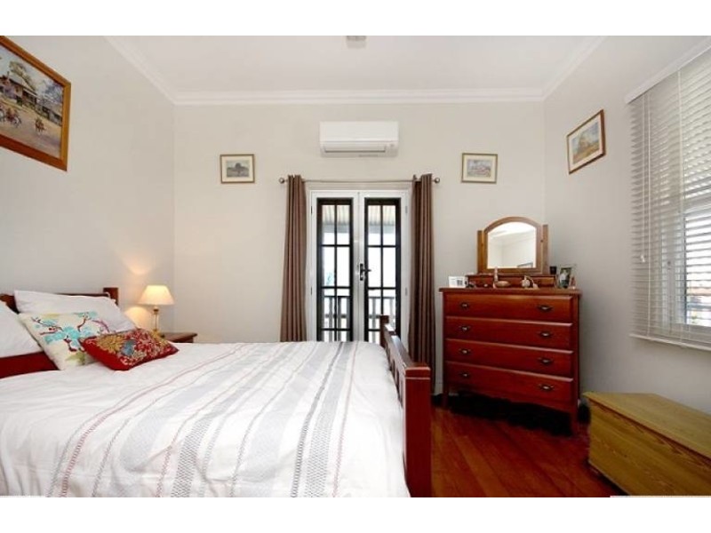 75 Haig Street, Brassall QLD 4305