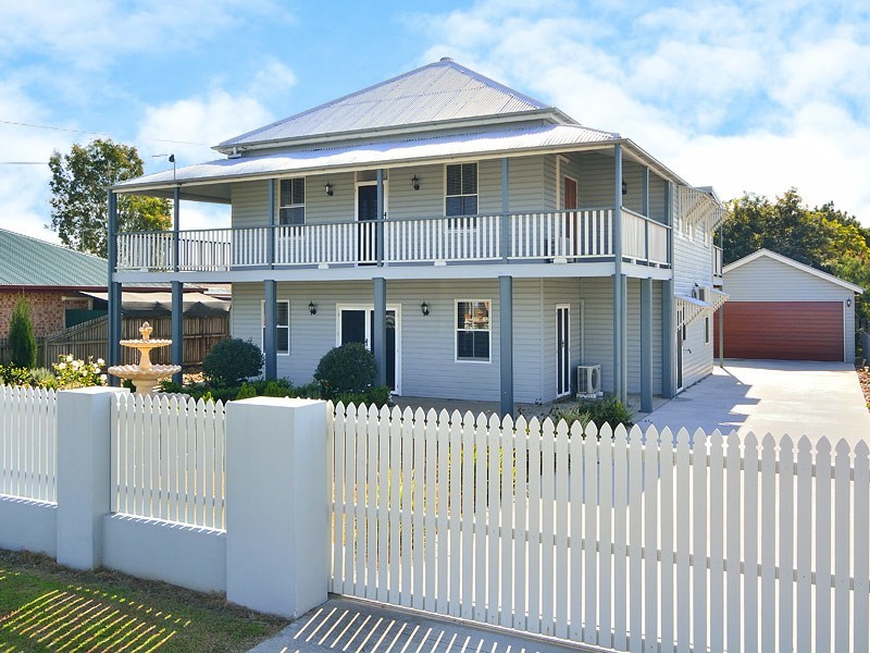 75 Haig Street, Brassall QLD 4305