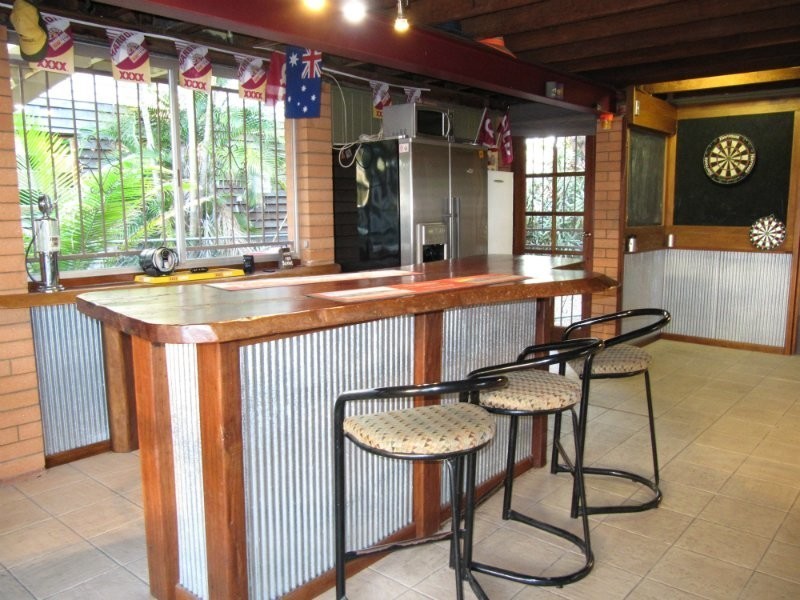 11 Pelican Street, North Ipswich QLD 4305