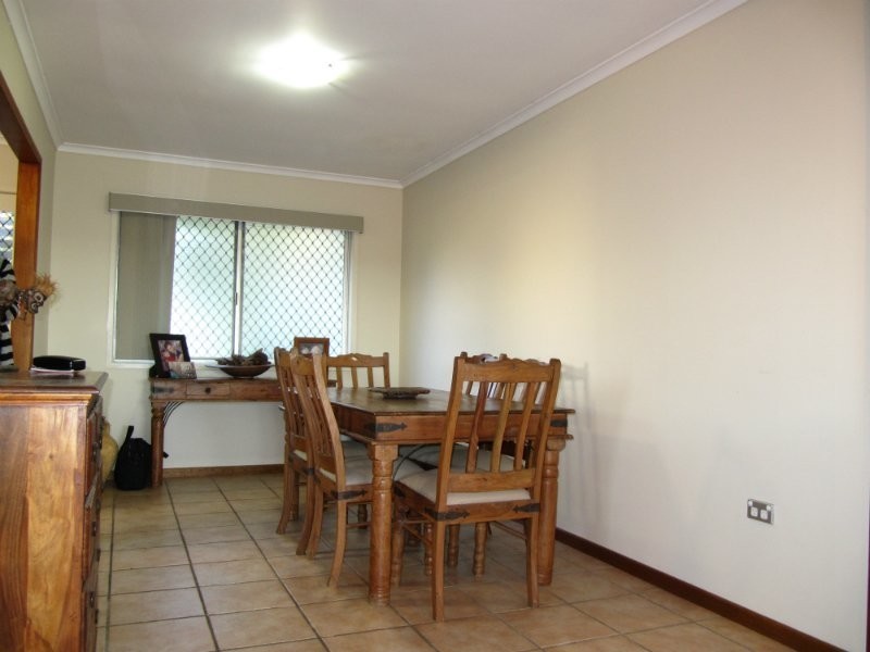 11 Pelican Street, North Ipswich QLD 4305