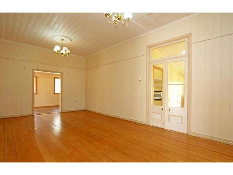 256 Blackwall Road, Chuwar QLD 4306