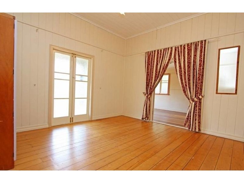 256 Blackwall Road, Chuwar QLD 4306