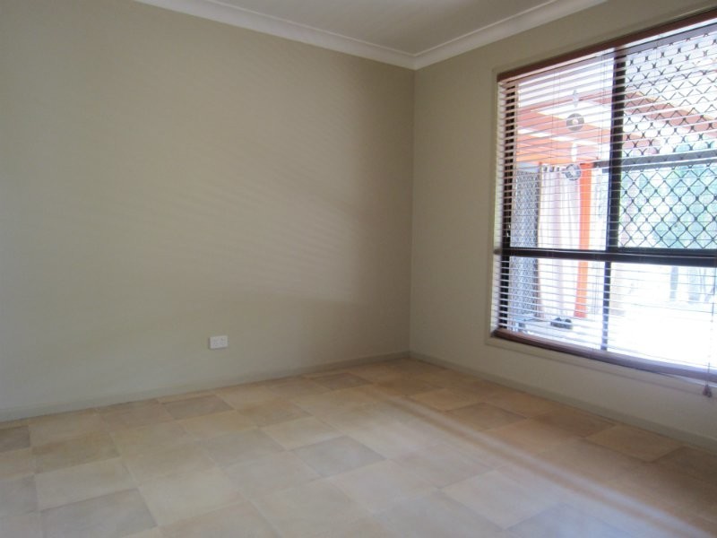 24 Queensborough Parade, Karalee QLD 4306