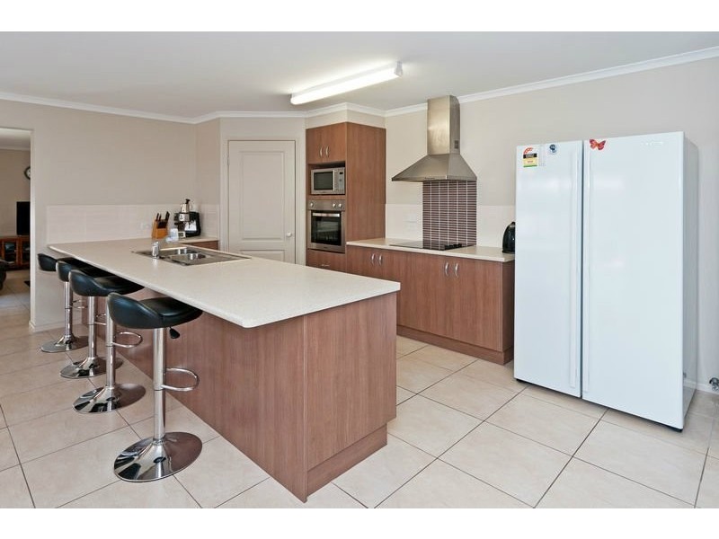 10 Sulzberger Court, Flinders View QLD 4305