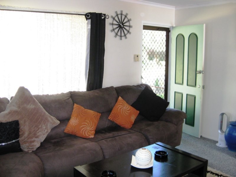 15 Prunda Parade, Raceview QLD 4305