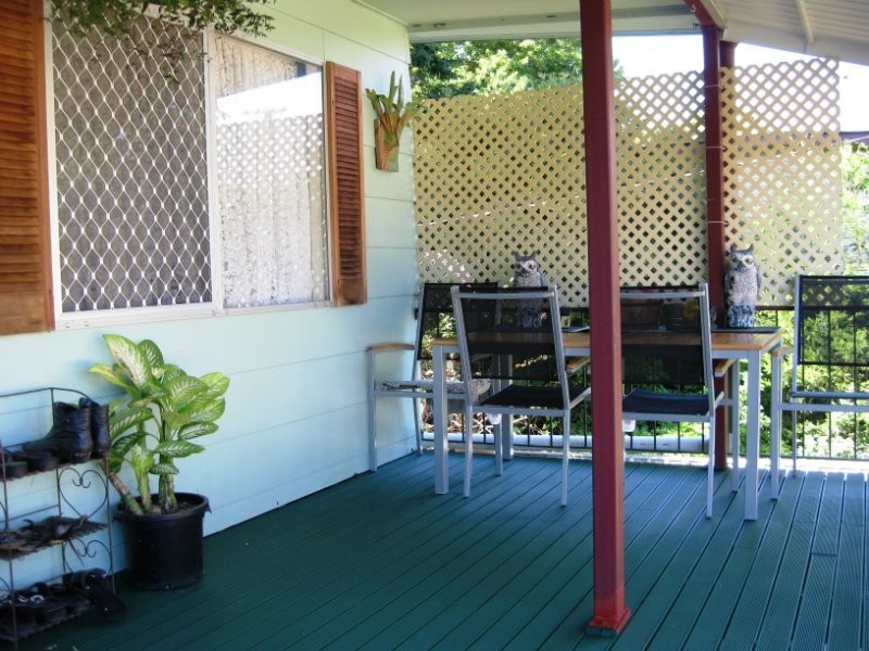 15 Prunda Parade, Raceview QLD 4305