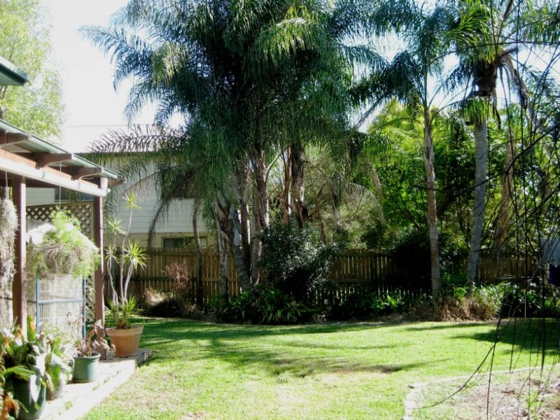 15 Prunda Parade, Raceview QLD 4305