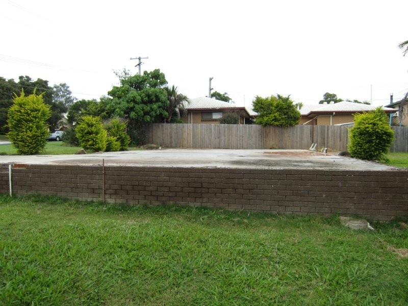 2 Wade Street, Bundamba QLD 4304
