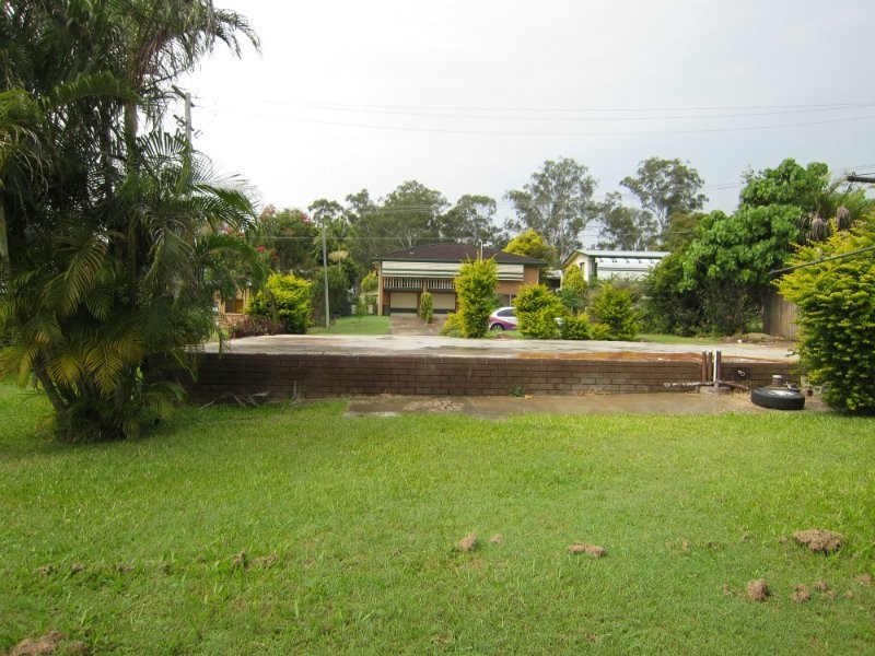 2 Wade Street, Bundamba QLD 4304