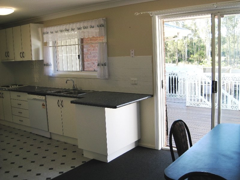 50 Queensborough Parade, Karalee QLD 4306