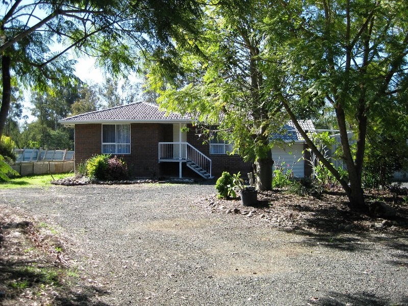 50 Queensborough Parade, Karalee QLD 4306