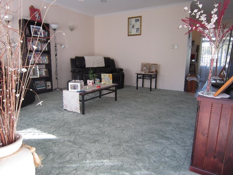 130 Equestrian Drive, Yamanto QLD 4305