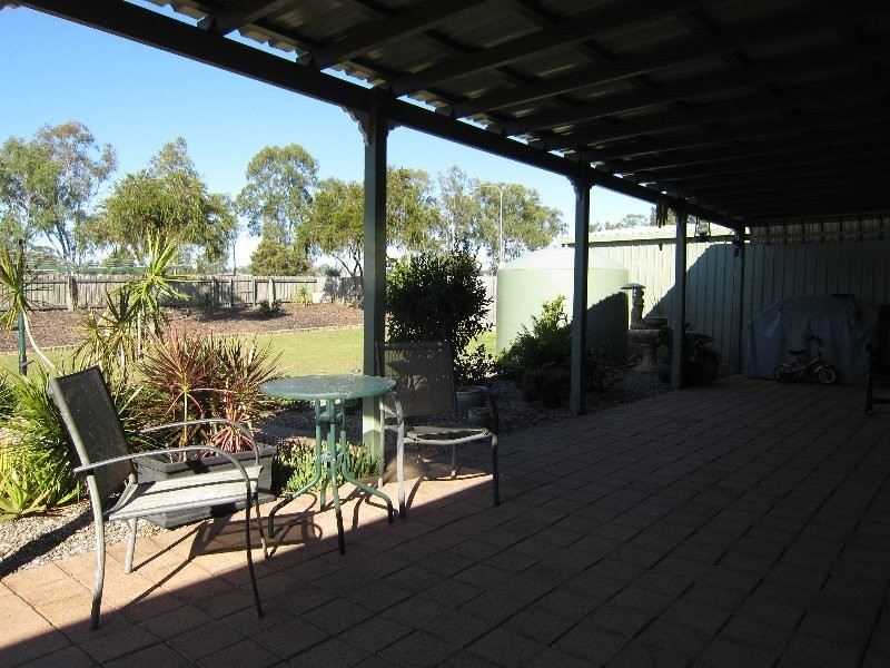 130 Equestrian Drive, Yamanto QLD 4305