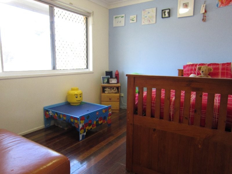 26 Thomas Street, Flinders View QLD 4305