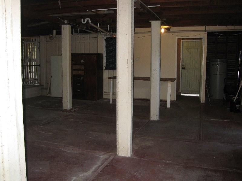 27 Hayes Street, Brassall QLD 4305