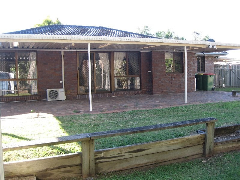 110 Equestrian Drive, Yamanto QLD 4305