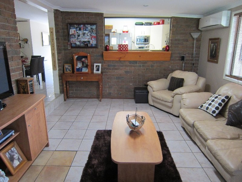 18 Tinworth Street, Willowbank QLD 4306