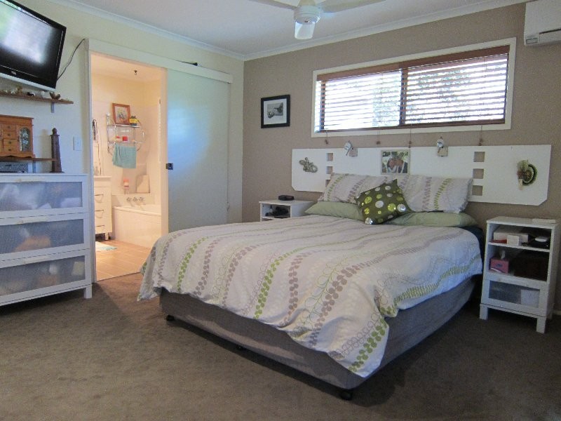 18 Tinworth Street, Willowbank QLD 4306