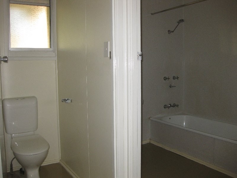 10 Dorsey Cresent, Bundamba QLD 4304