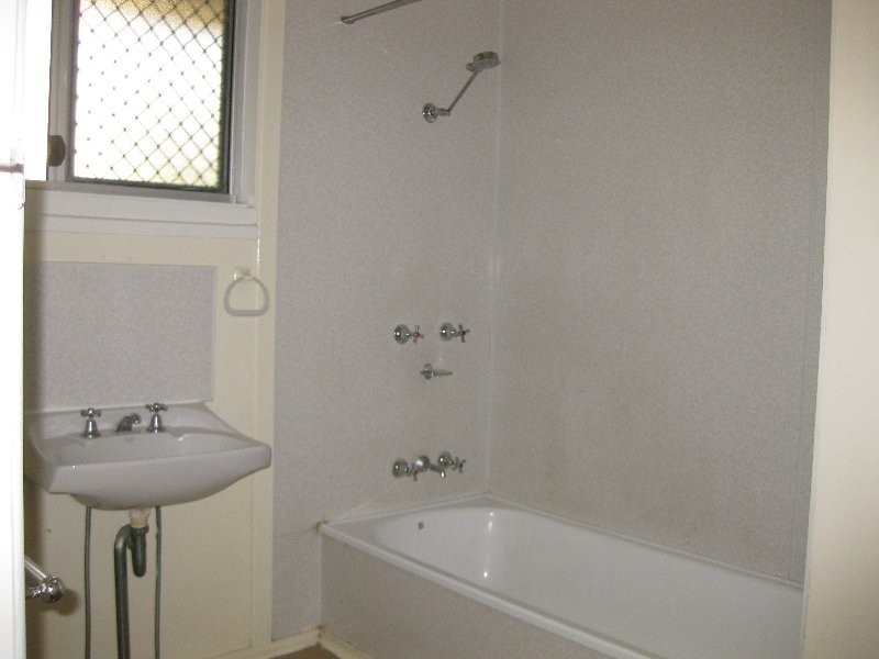 10 Dorsey Cresent, Bundamba QLD 4304