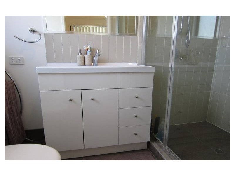 2/5 Lagoona Court, Churchill QLD 4305