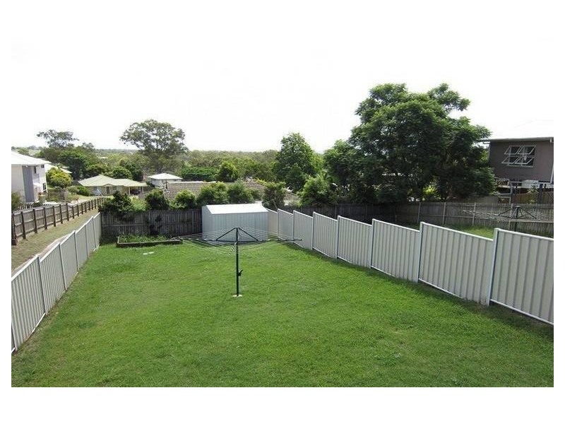2/5 Lagoona Court, Churchill QLD 4305