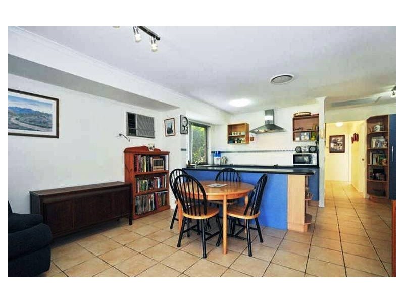 26 Islandview Street, Barellan Point QLD 4306