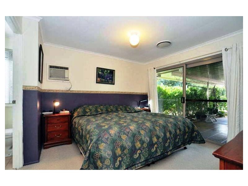 26 Islandview Street, Barellan Point QLD 4306