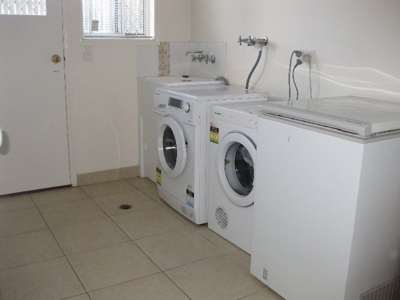 185 Edwards Street, Flinders View QLD 4305