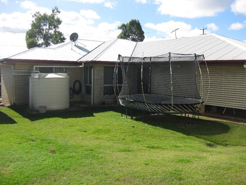185 Edwards Street, Flinders View QLD 4305