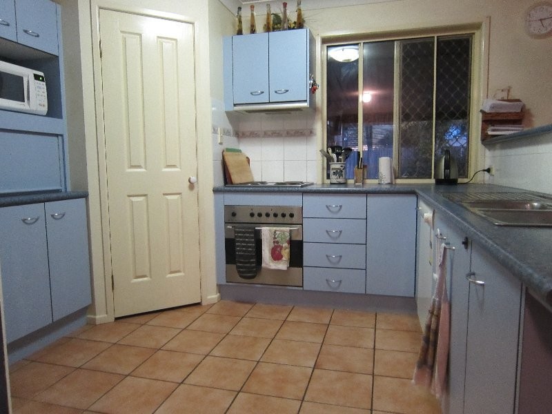 73 Sandalwood Drive, Yamanto QLD 4305