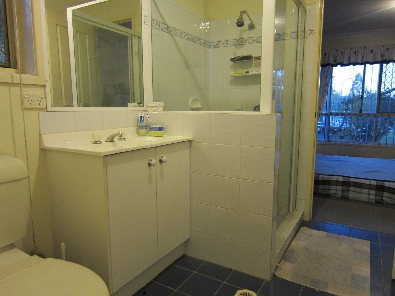 73 Sandalwood Drive, Yamanto QLD 4305